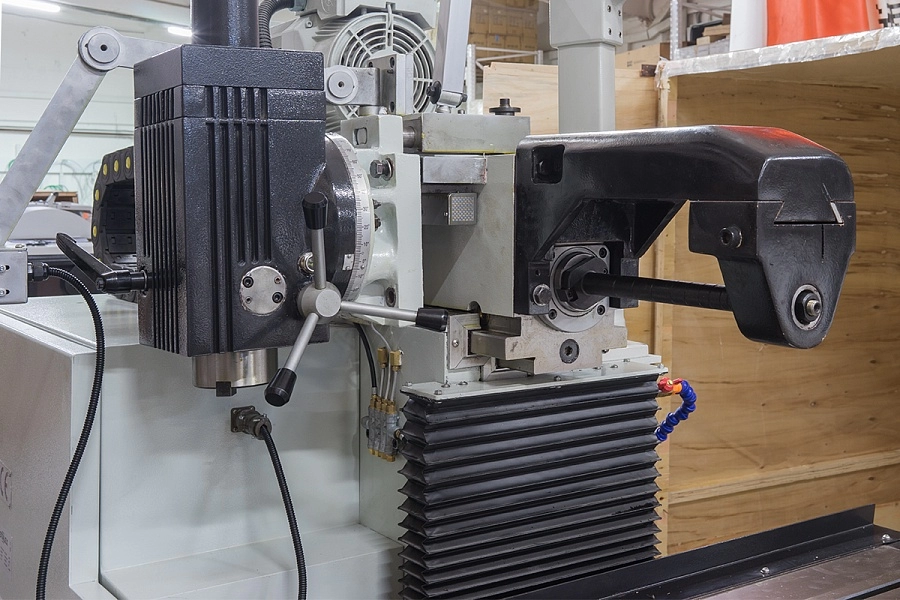 Инструментальный фрезерный станок Stalex WFM 750 Servo
