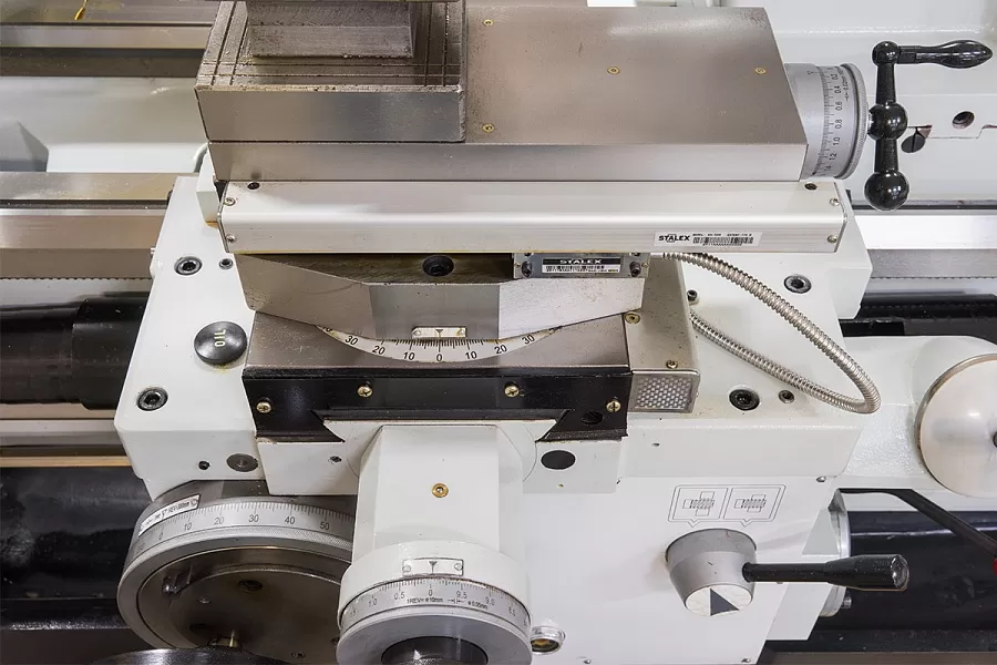 Станок токарно-винторезный STALEX C6251/1500