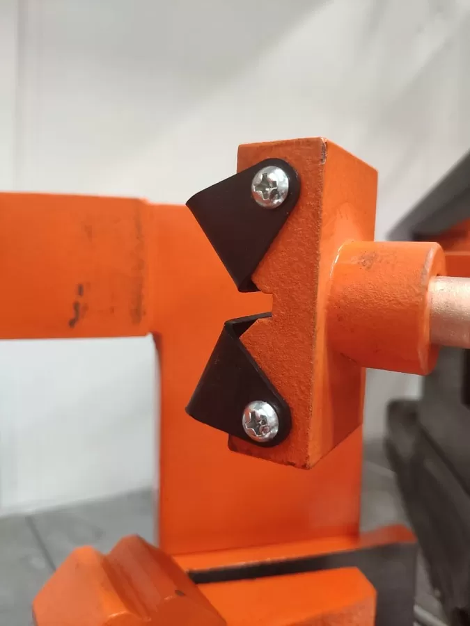 Угловой зажим трёхосевой Stalex AC-100Н