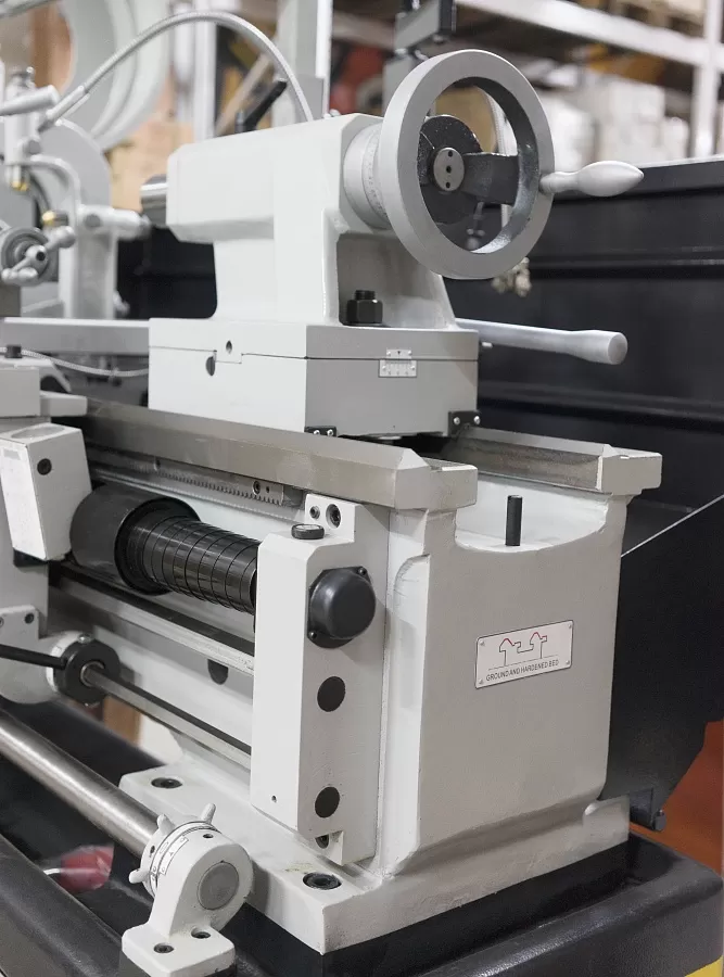 Станок токарно-винторезный STALEX C6246E/2000