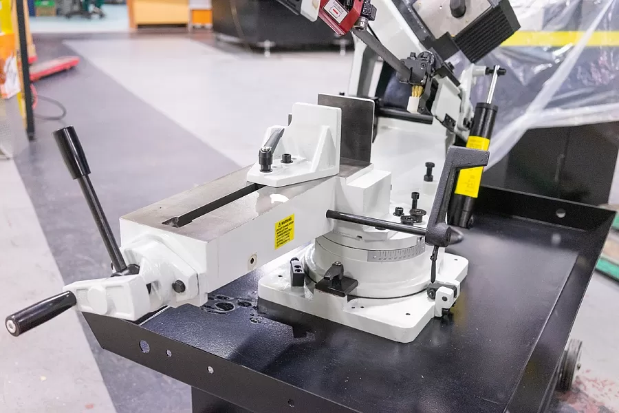 Станок ленточнопильный Stalex BS-712GR