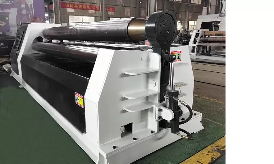 Четырехвалковый гидравлический вальцовочный станок STALEX W12-16x2000