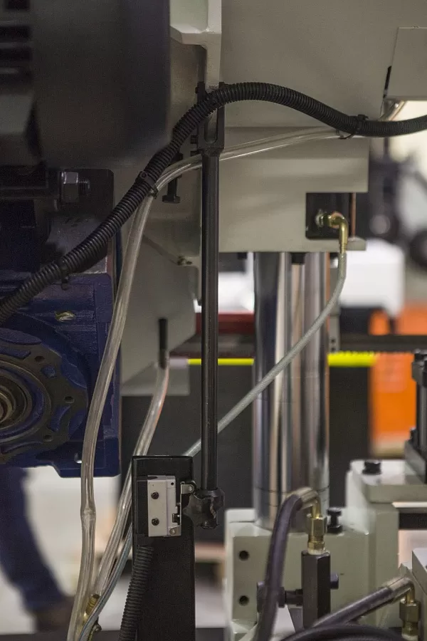 Станок автоматический двухколонный Stalex TBK-4228B